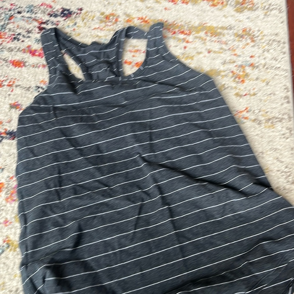 Lulu tank size 6